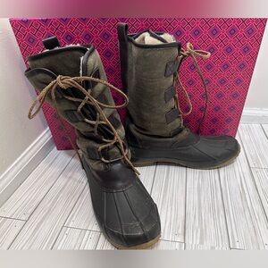 Authentic Tory Burch Argyll Lace Up Boot